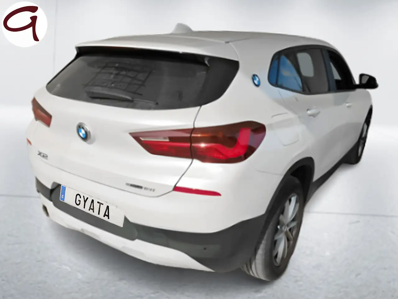 Renting BMW X2 sDrive 18i Blanco