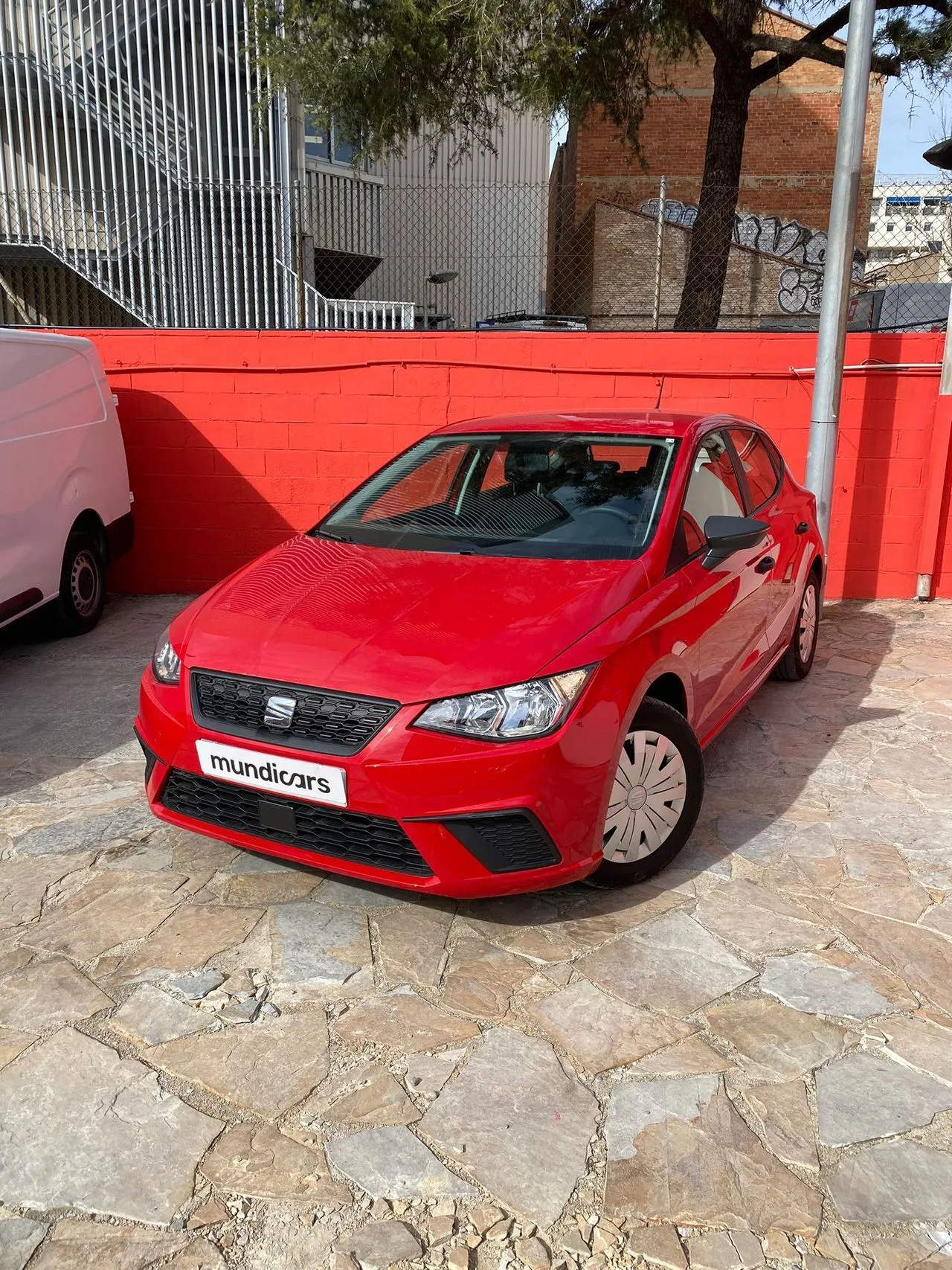 Renting SEAT Ibiza 1.0 MPI Evo S&S Reference XM 80