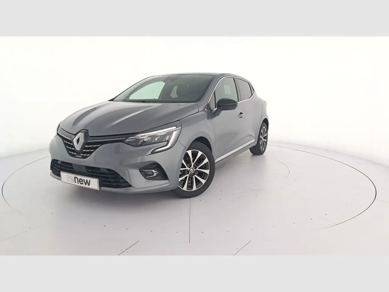 Renting Renault Clio TCe Techno 67kW Gris 1