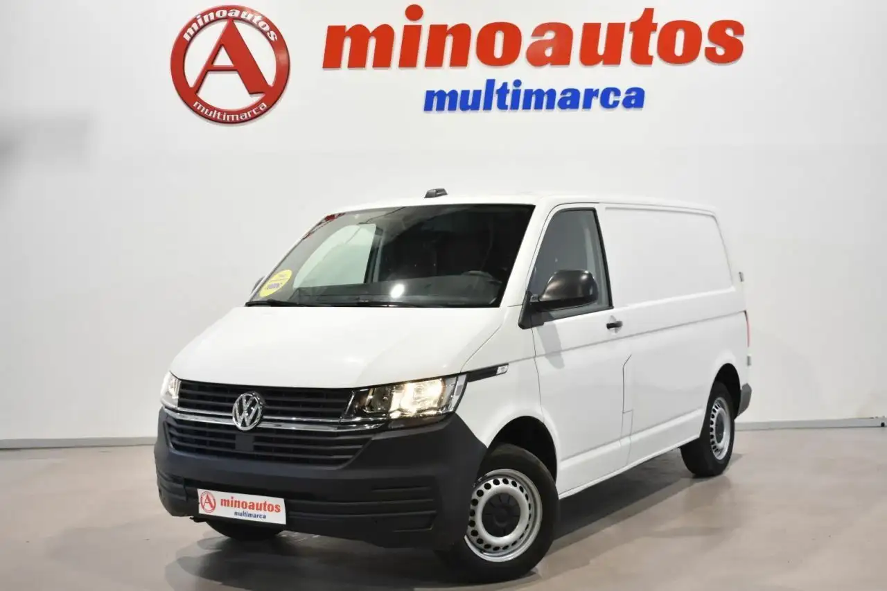 Renting Volkswagen Transporter L1H1 2.0 TDI 110 CV BVM5 BUSINESS LINE Blanco