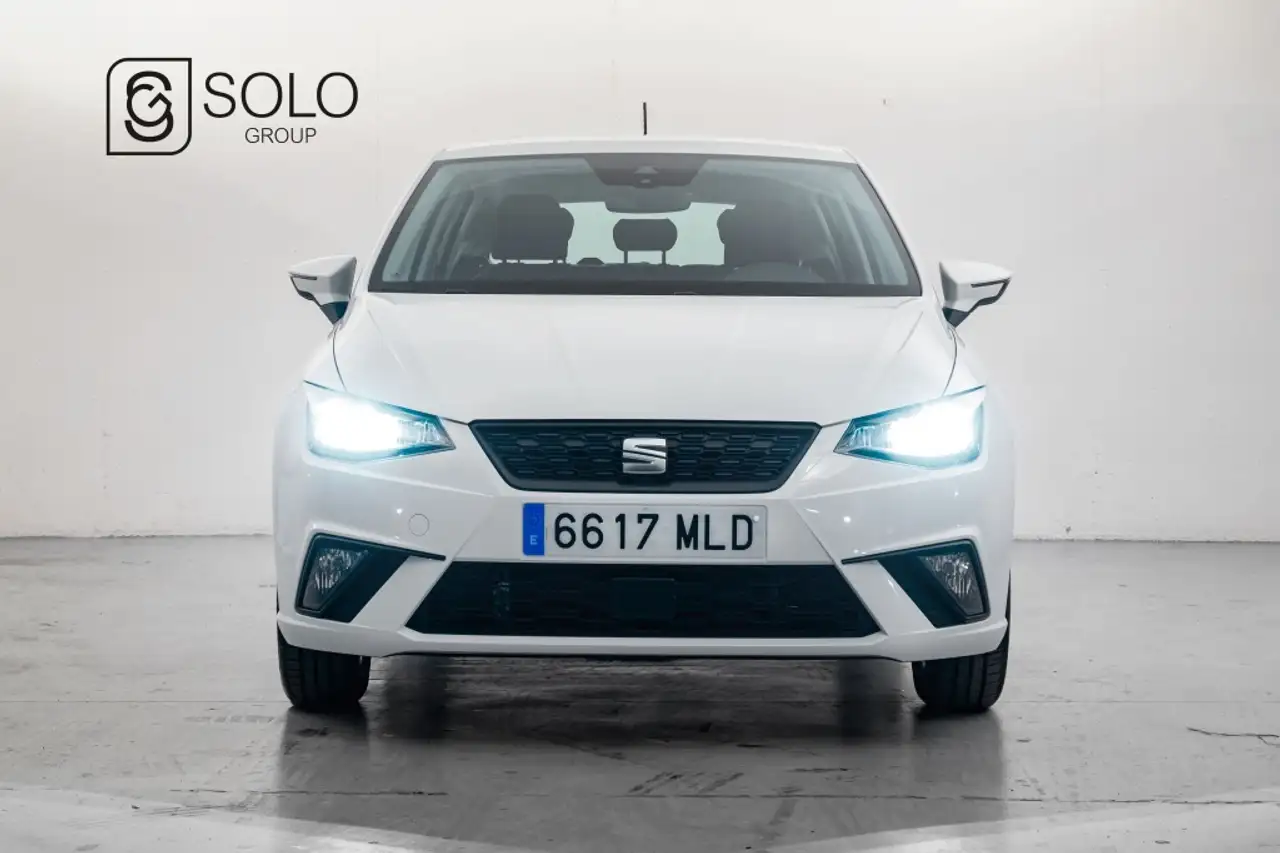 Renting SEAT Ibiza 1.0 MPI Evo S&S Reference XM 80 Blanco