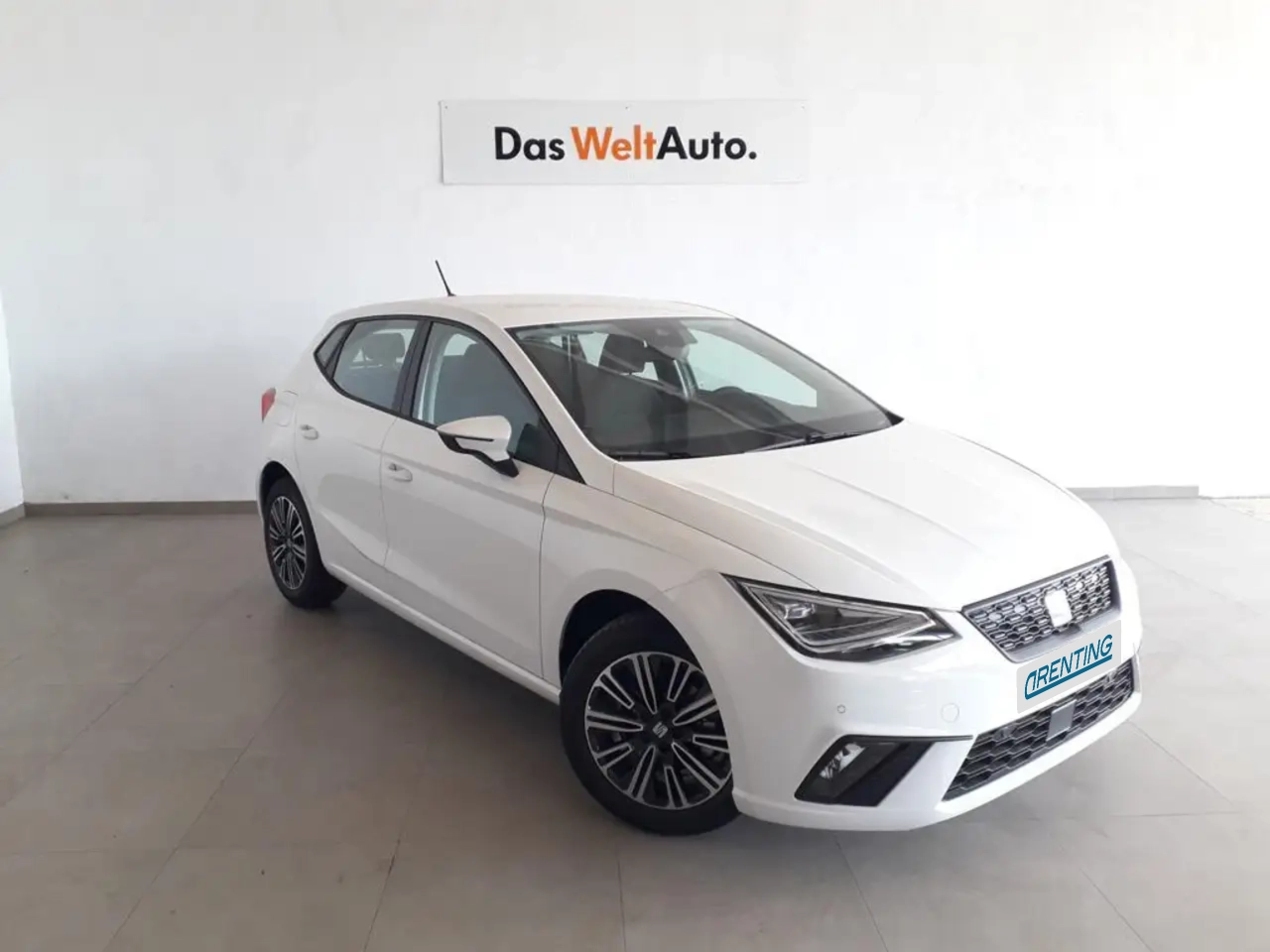 Renting SEAT Ibiza 1.0 MPI Evo S&S Style 80 Blanco