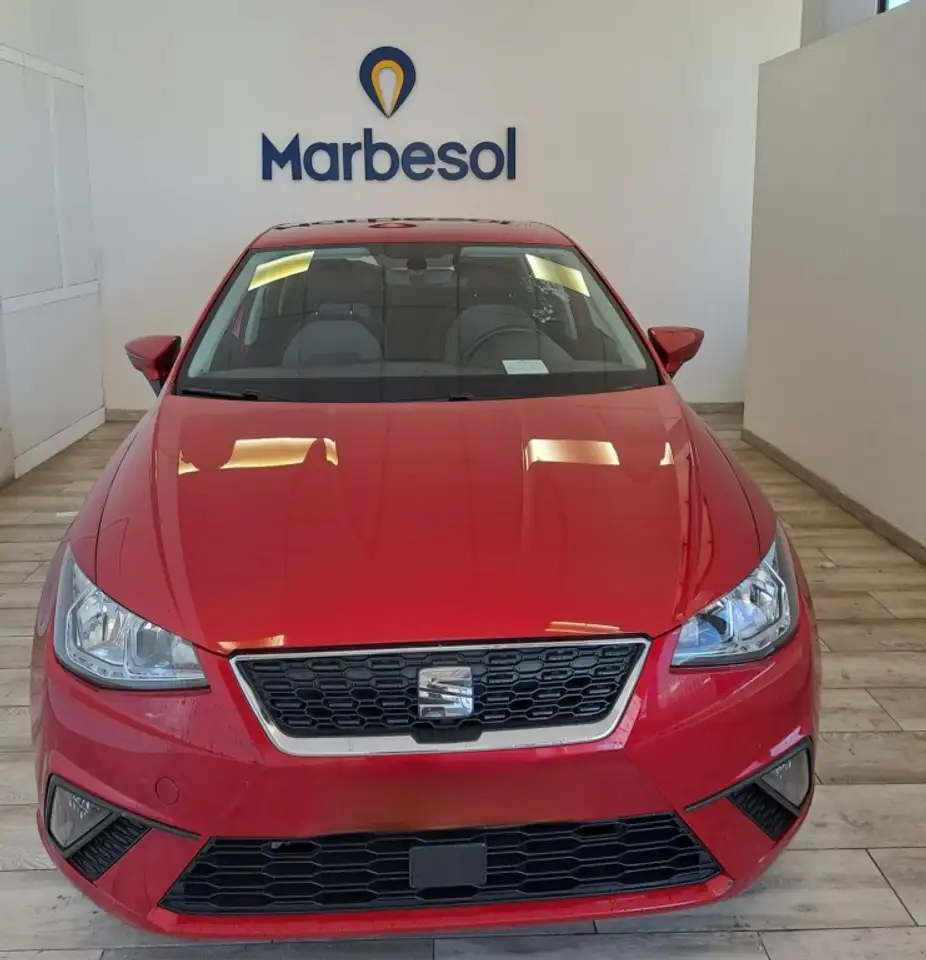 Renting SEAT Ibiza 1.0 MPI S&S Style 80 Rojo