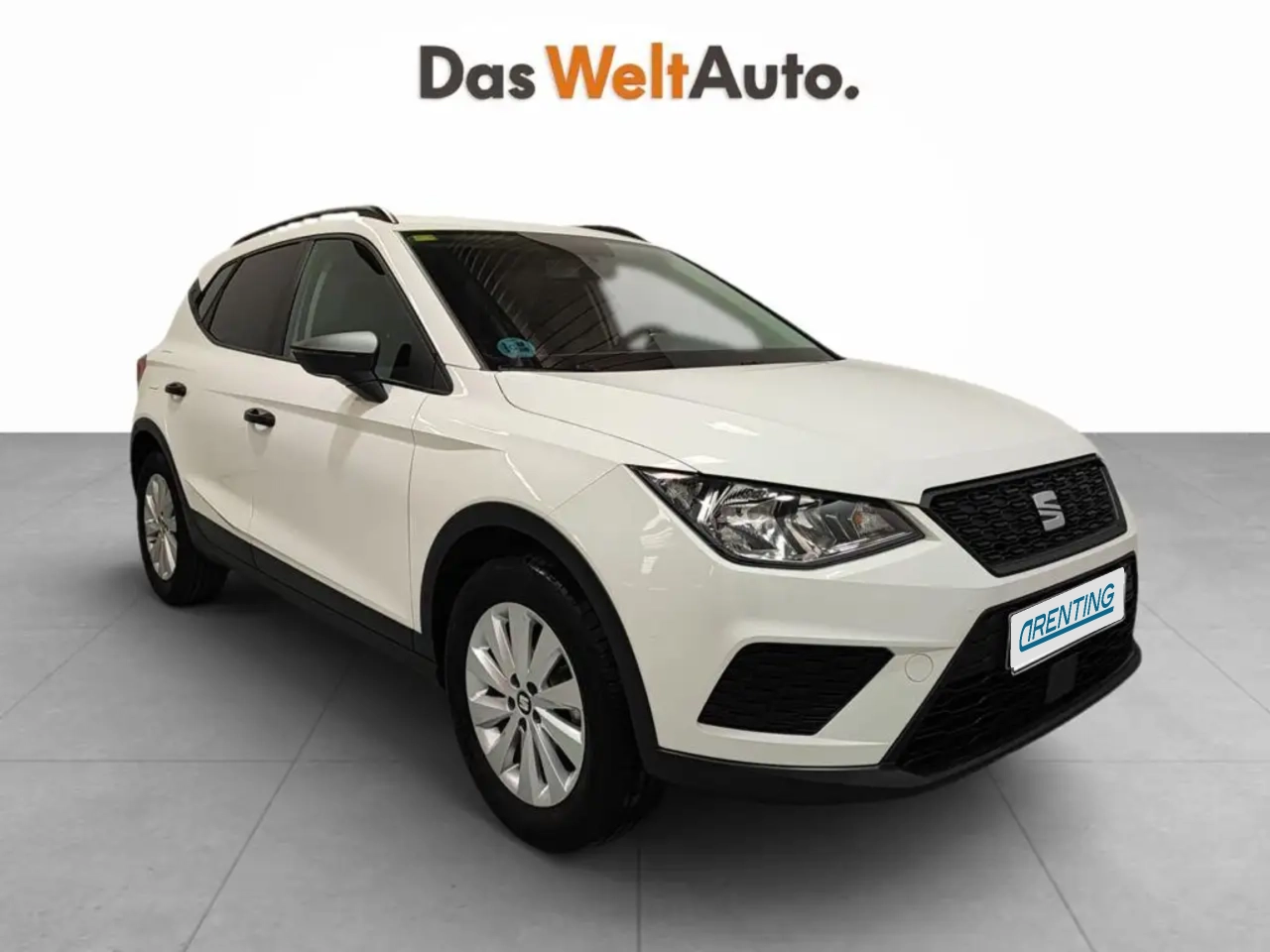 Renting SEAT Arona 1.0 TSI Ecomotive S&S Style 95 Blanco 4