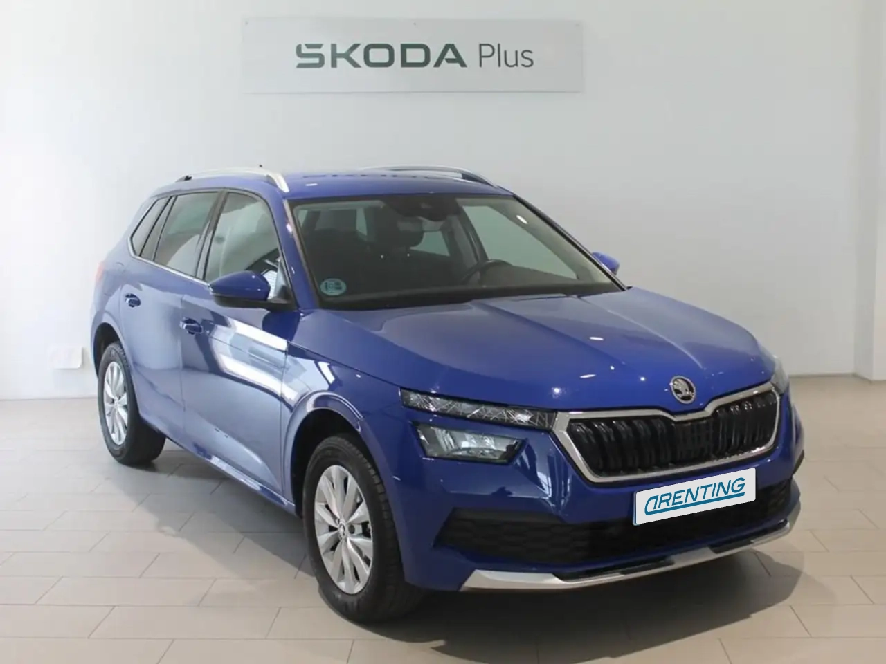 Renting Skoda Kamiq 1.0 TSI Emotion 81kW Azul