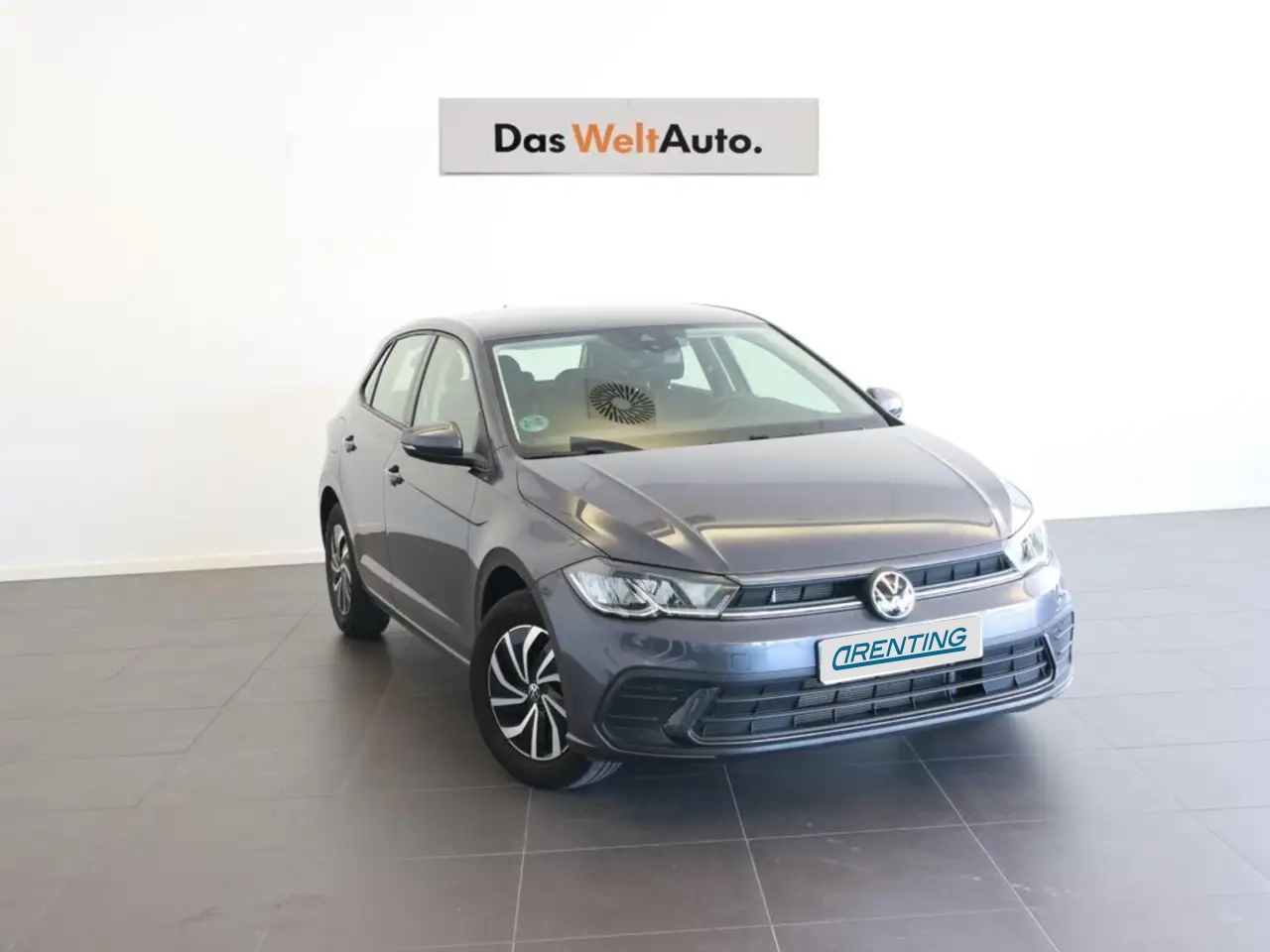 Renting Volkswagen Polo 1.0 TSI Life DSG 70kW Gris 7