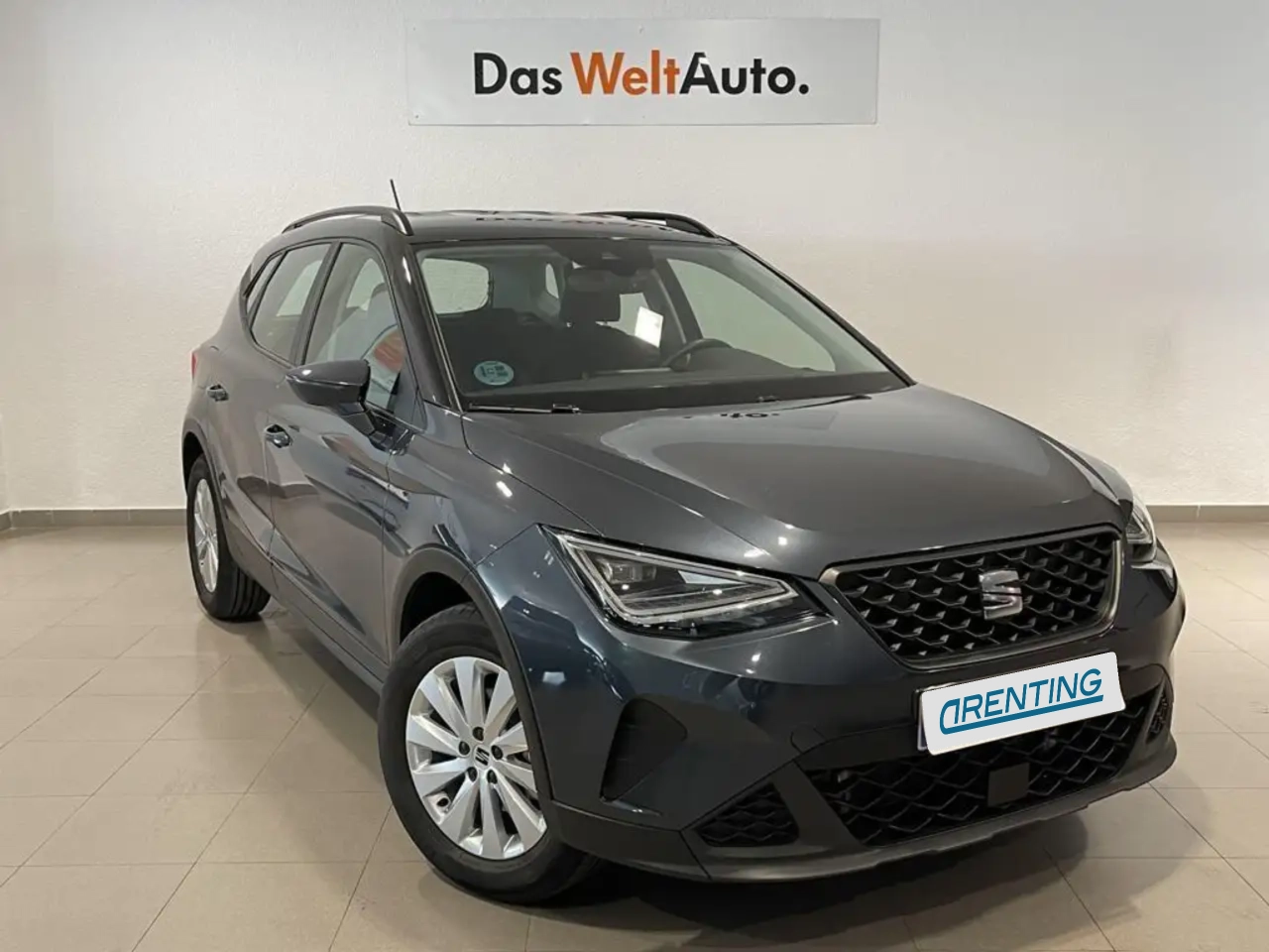 Renting SEAT Arona 1.0 TSI S&S Style XM 110 Gris 1