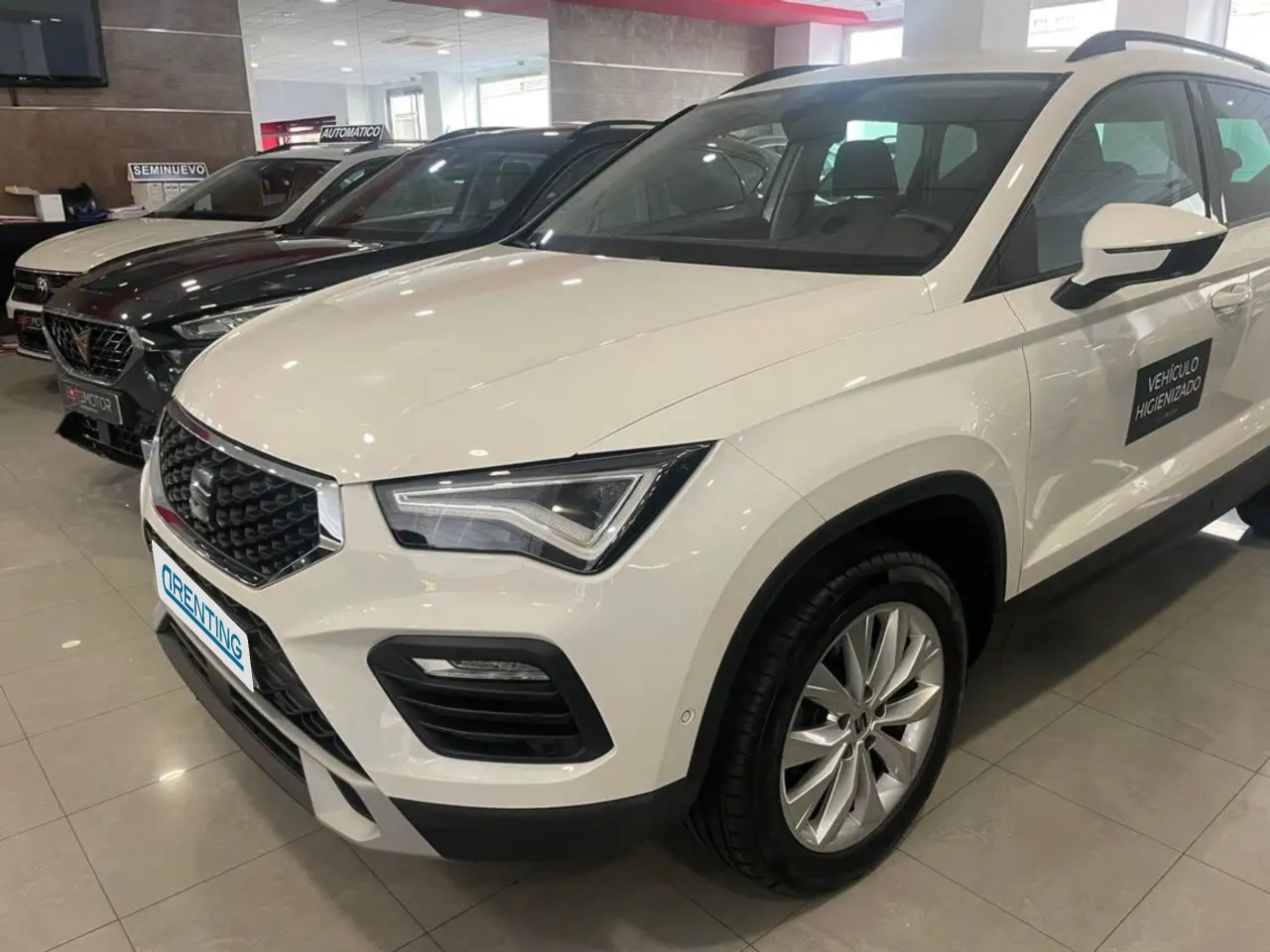 Renting SEAT Ateca 1.0 TSI S&S Style XM Blanco 3