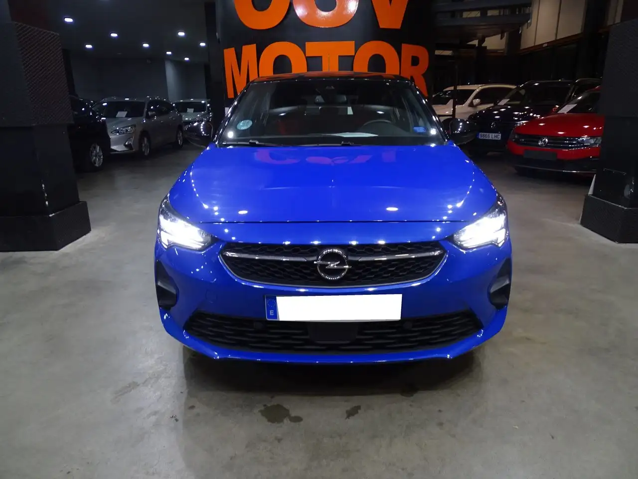 Renting Opel Corsa 1.2T XHL S/S GS-Line 100 Azul