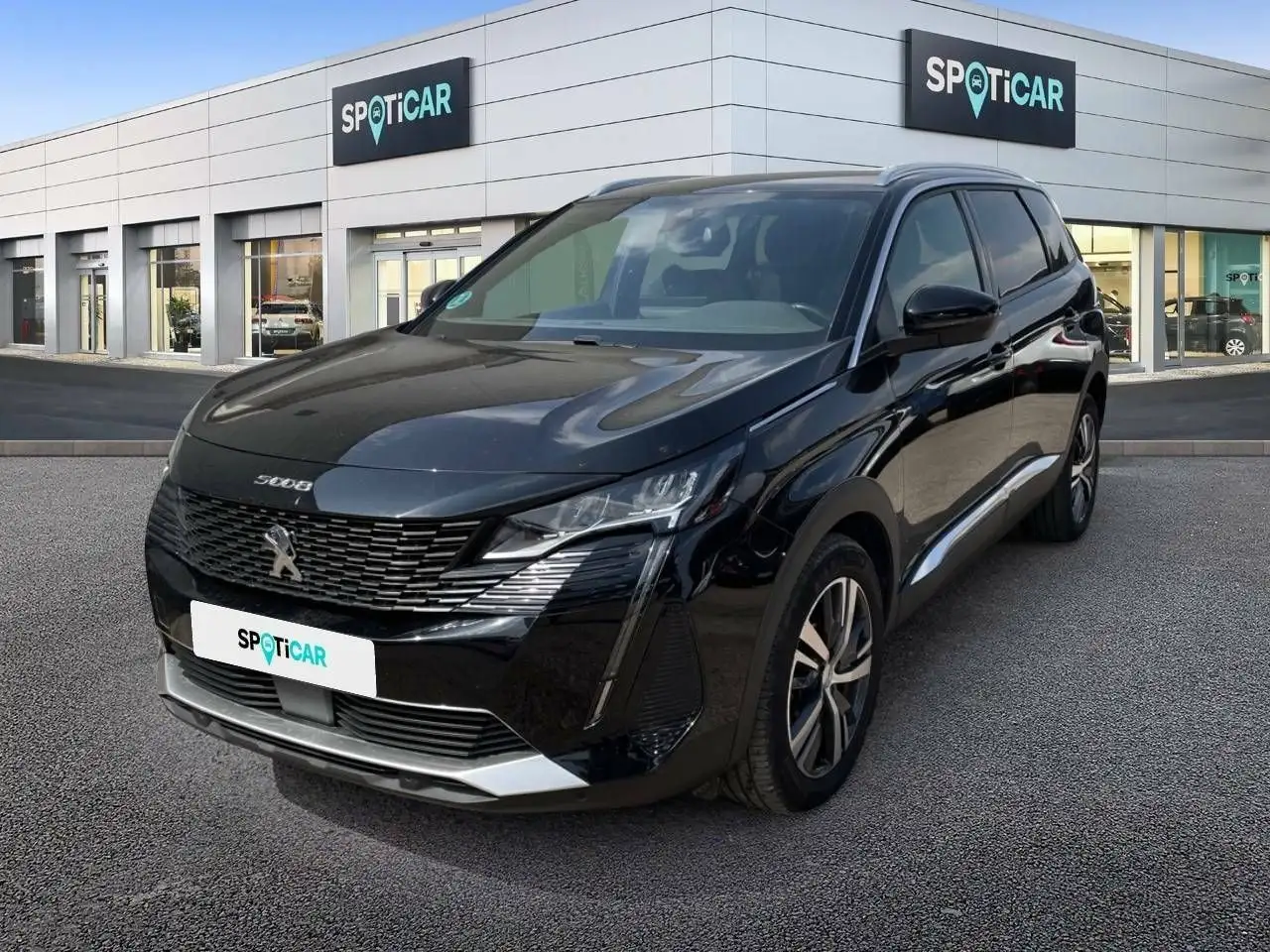 Renting Peugeot 5008 1.5 BlueHDi 96kW S&S  EAT8 Allure Pack Negro 1