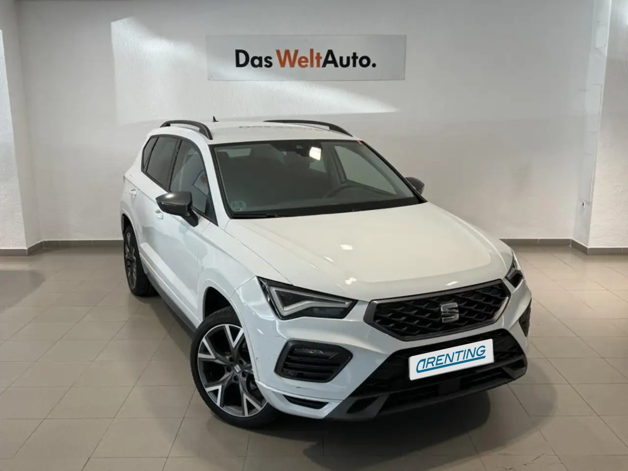 Renting SEAT Ateca 1.5 EcoTSI S&S FR DSG Blanco