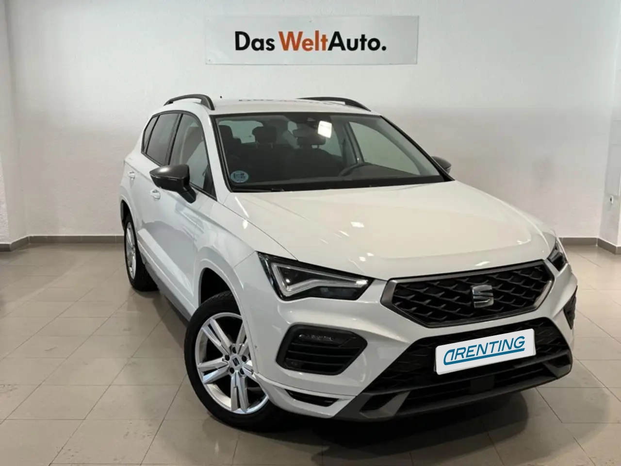 Renting SEAT Ateca 1.5 EcoTSI S&S FR XS Blanco