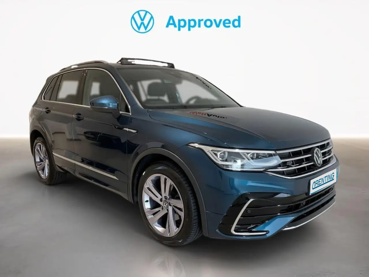 Renting Volkswagen Tiguan 1.5 TSI R-Line DSG 110kW Azul