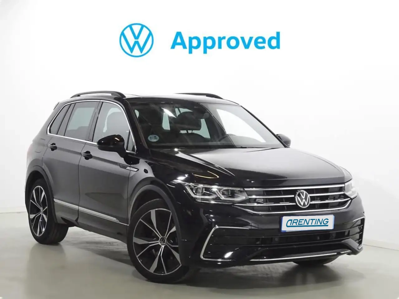 Renting Volkswagen Tiguan 1.5 TSI R-Line DSG 110kW Negro 2