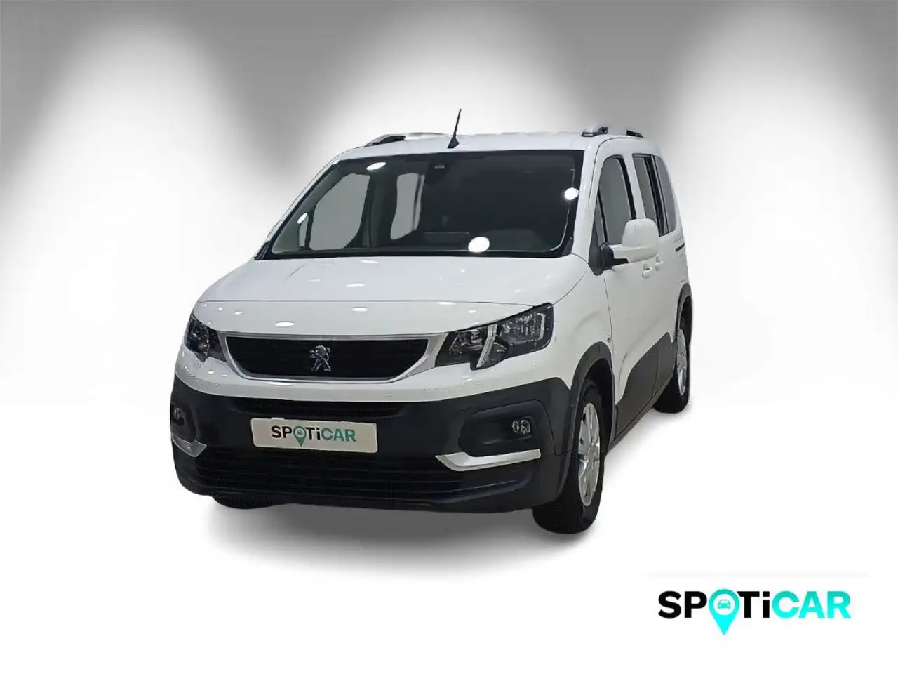 Renting Peugeot Rifter 1.5BlueHDi S&S Standard Active 100 Blanco 1