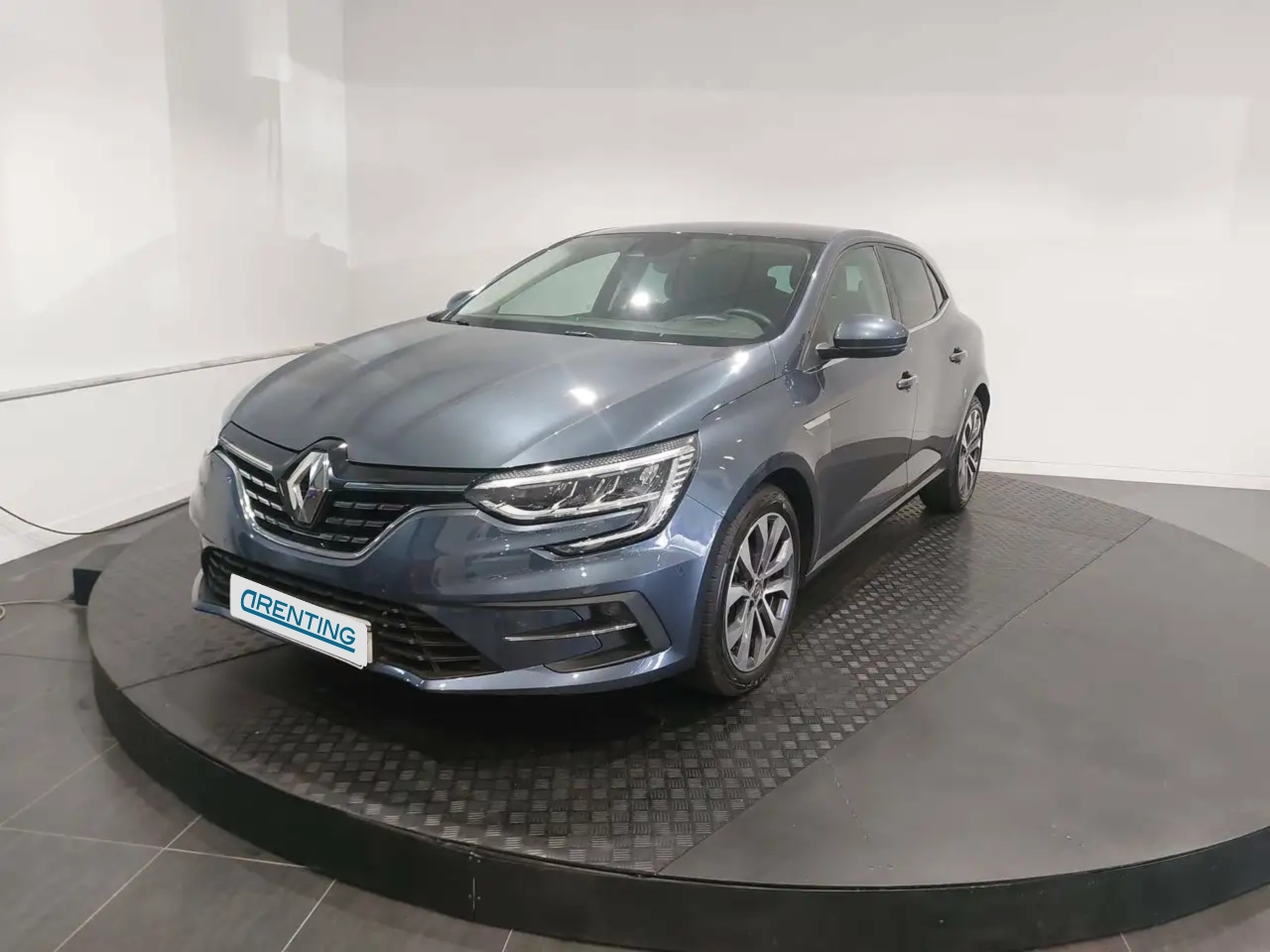 Renting Renault Megane 1.5dCi Blue Zen 85kW Gris