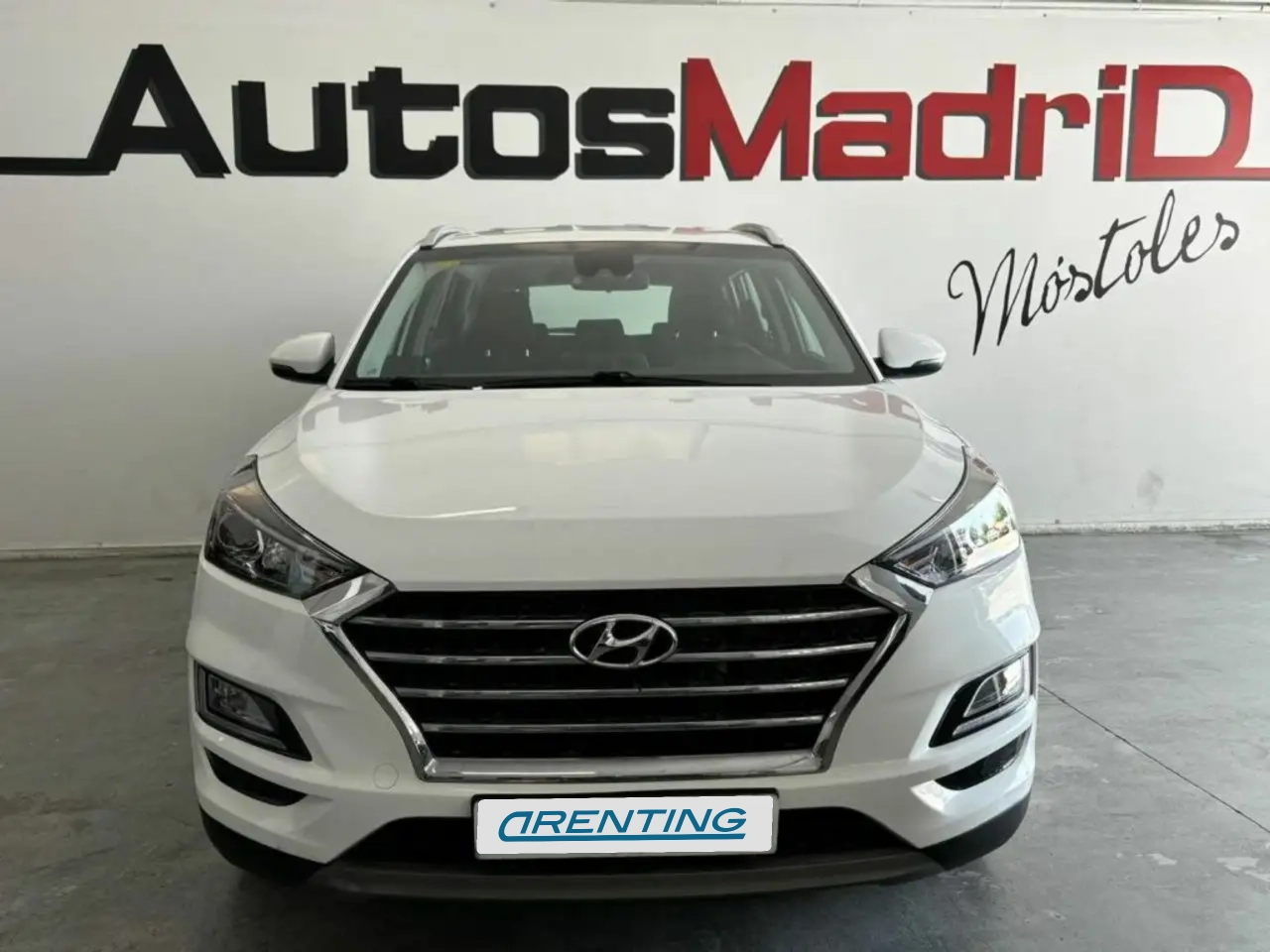 Renting Hyundai TUCSON 1.6 CRDI 85kW (116CV) 48V Klass 4X2 Blanco