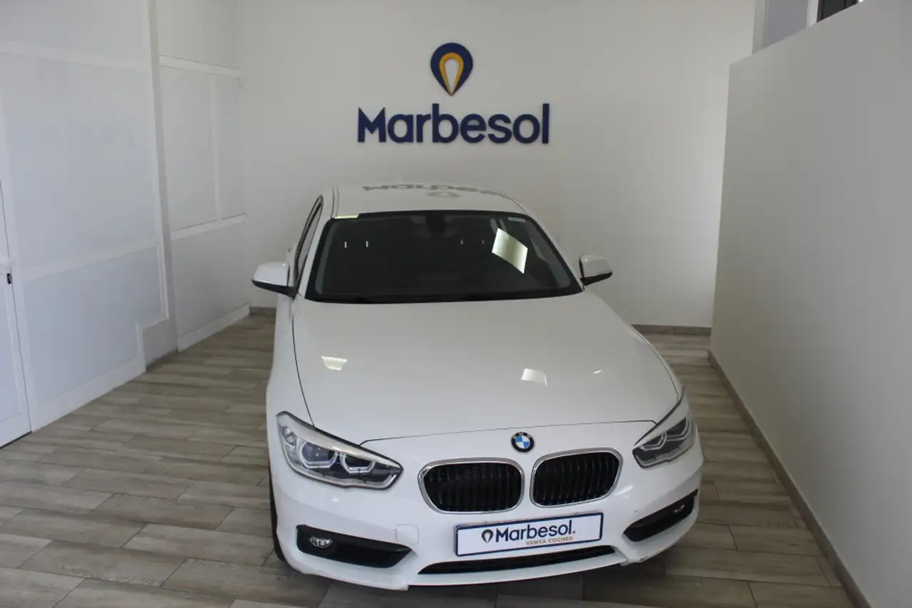 Renting BMW 116 116i Blanco 1