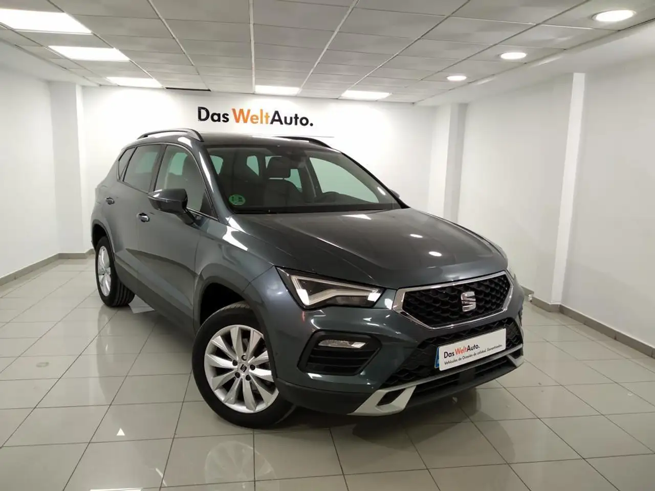 Renting SEAT Ateca 2.0TDI CR S&S Style XM 150 Gris 1