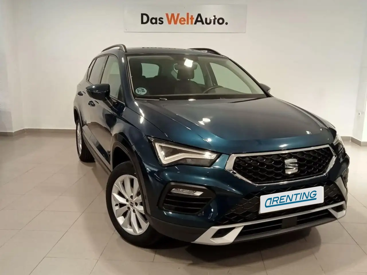 Renting SEAT Ateca 2.0TDI CR S&S Style XM 150 Azul