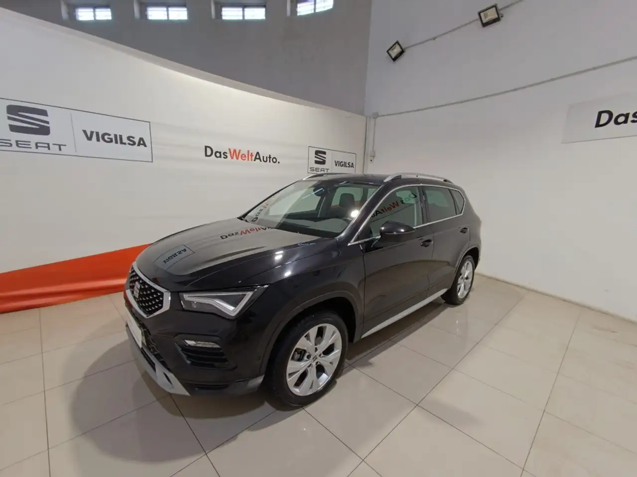 Renting SEAT Ateca 2.0TDI CR S&S X-Perience 150 Negro