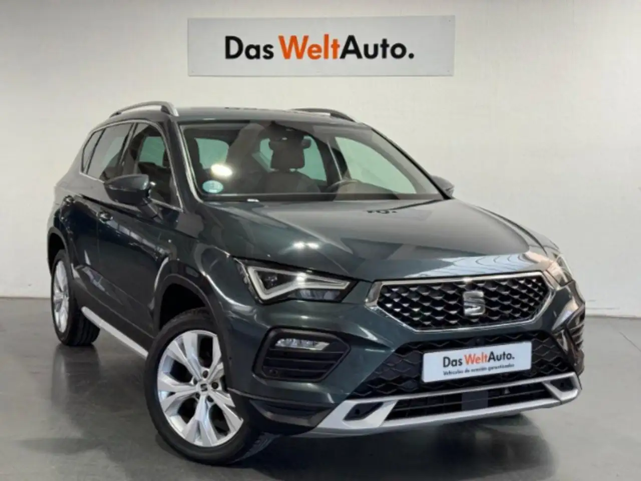 Renting SEAT Ateca 2.0TDI CR S&S X-Perience XM 150 Gris