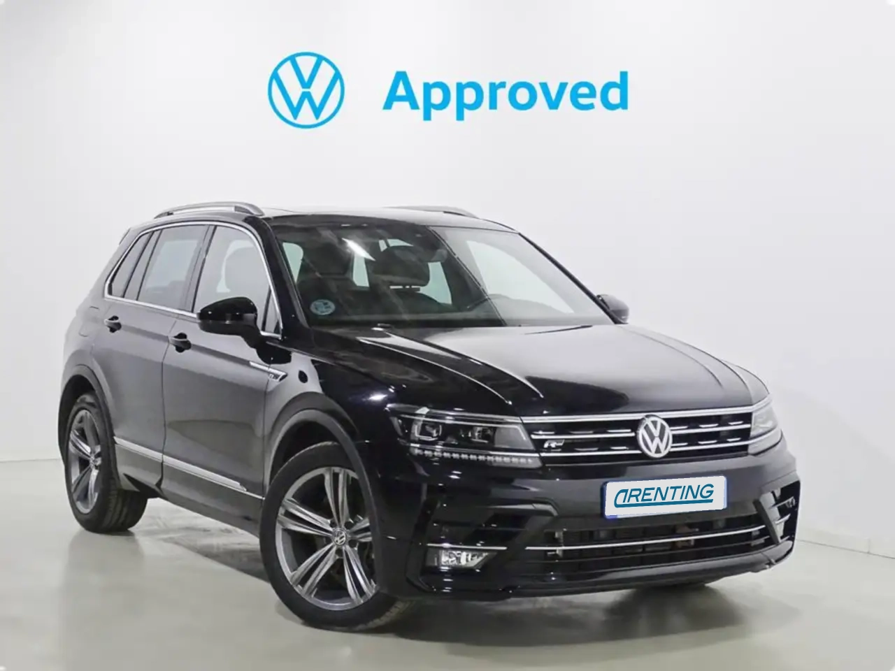 Renting Volkswagen Tiguan 2.0TDI Sport DSG 110kW Negro