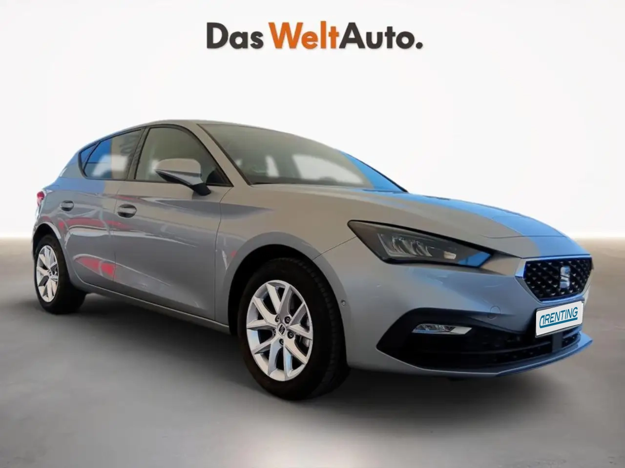 Renting SEAT Leon 2.0TDI S&S Style XS 115 Plateado