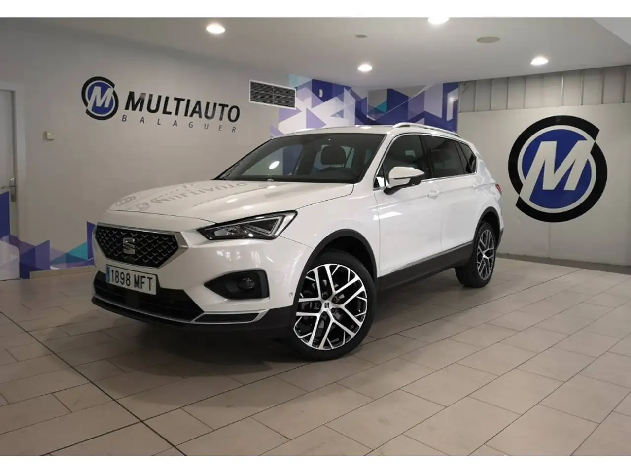 Renting SEAT Tarraco 2.0TDI S&S X-Perience DSG-7 150 Blanco