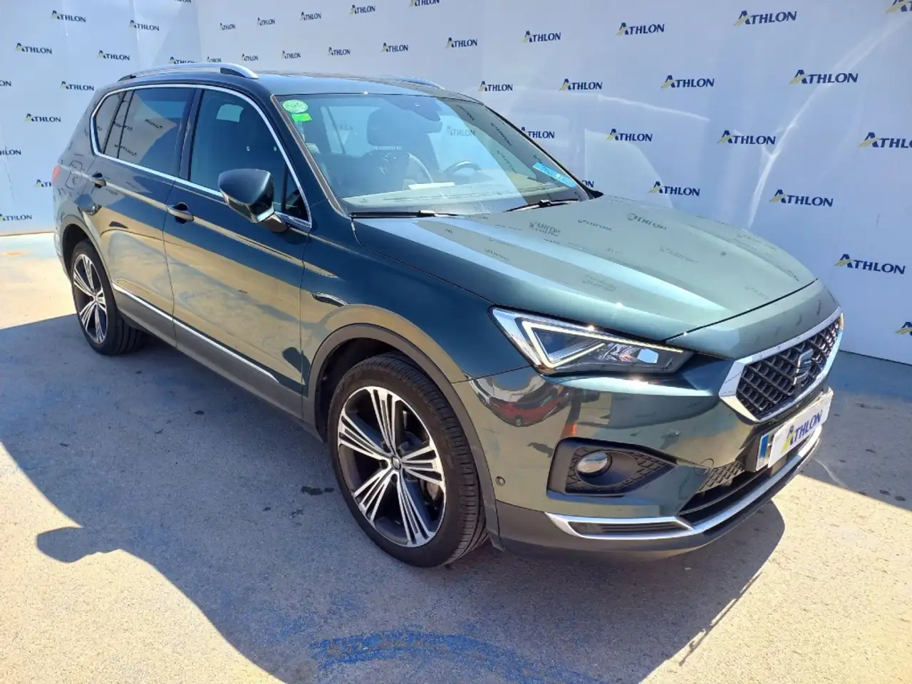 Renting SEAT Tarraco 2.0TDI S&S Xcellence DSG 4Drive 190 Verde