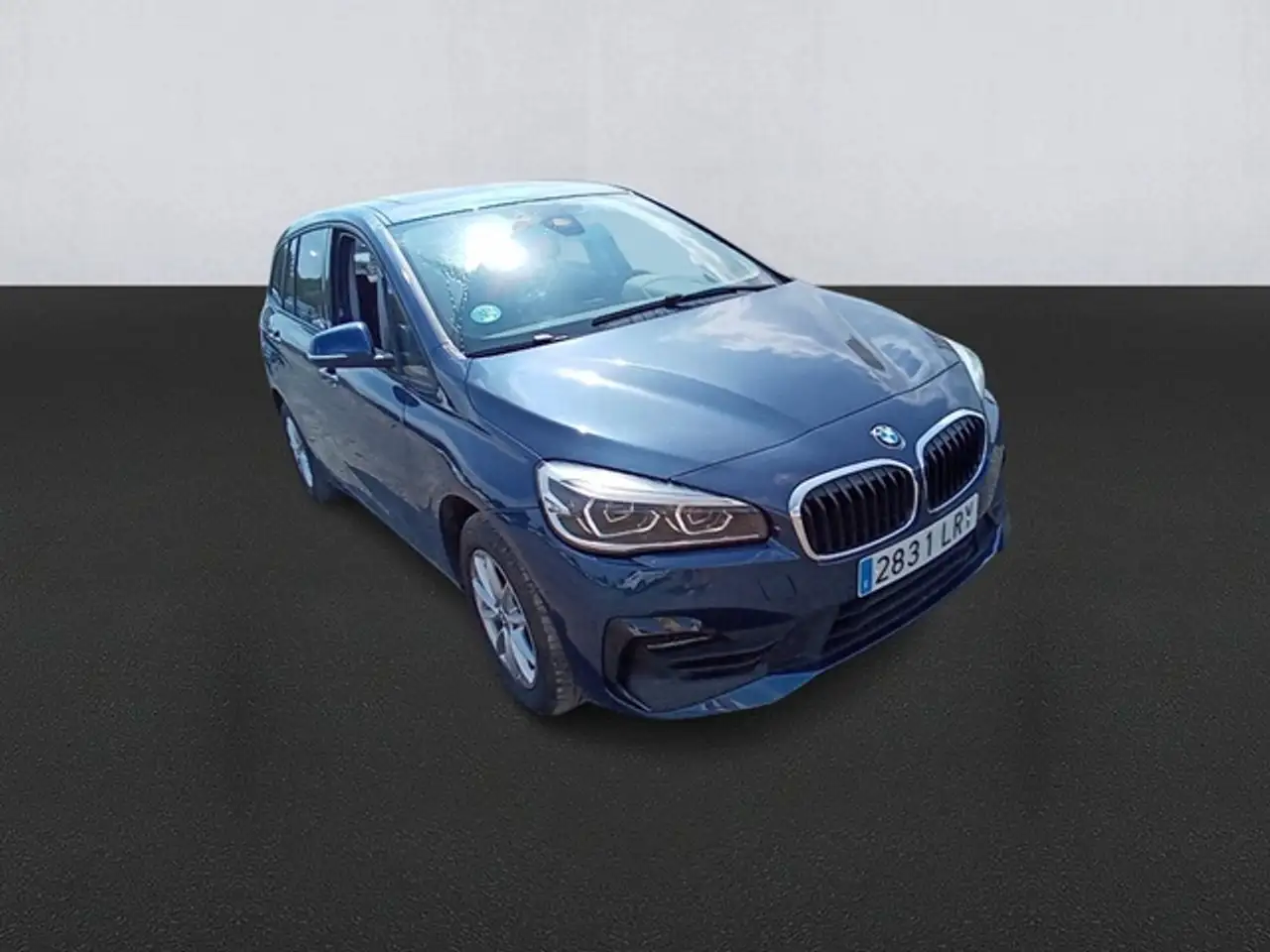 Renting BMW 216 216d Gran Tourer Azul