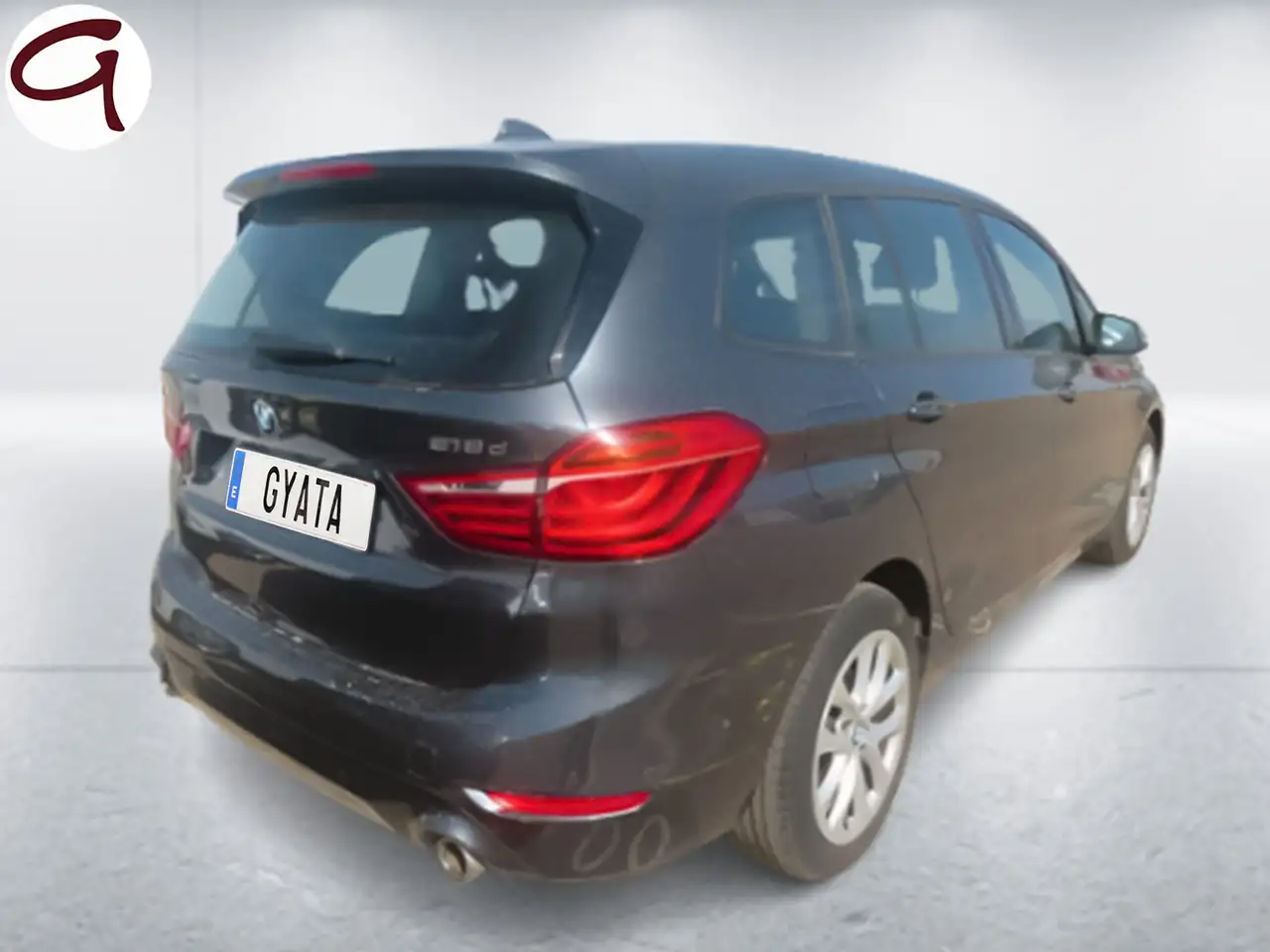 Renting BMW 218 218d Gran Tourer Gris