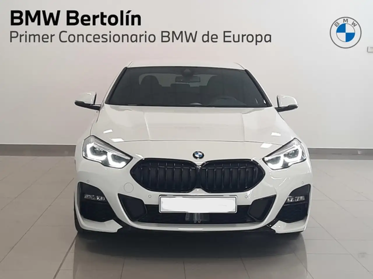 Renting BMW 218 218dA Gran Coupé Blanco 1