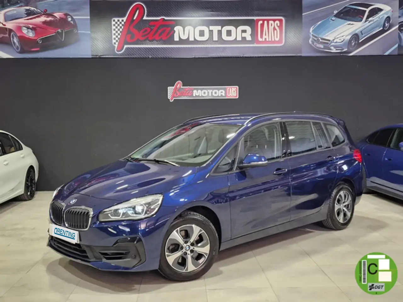 Renting BMW 218 218i Gran Tourer Azul