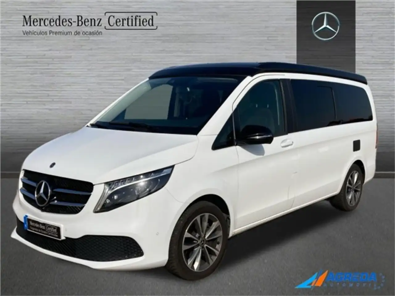 Renting Mercedes-Benz V 300 d Marco Polo Largo