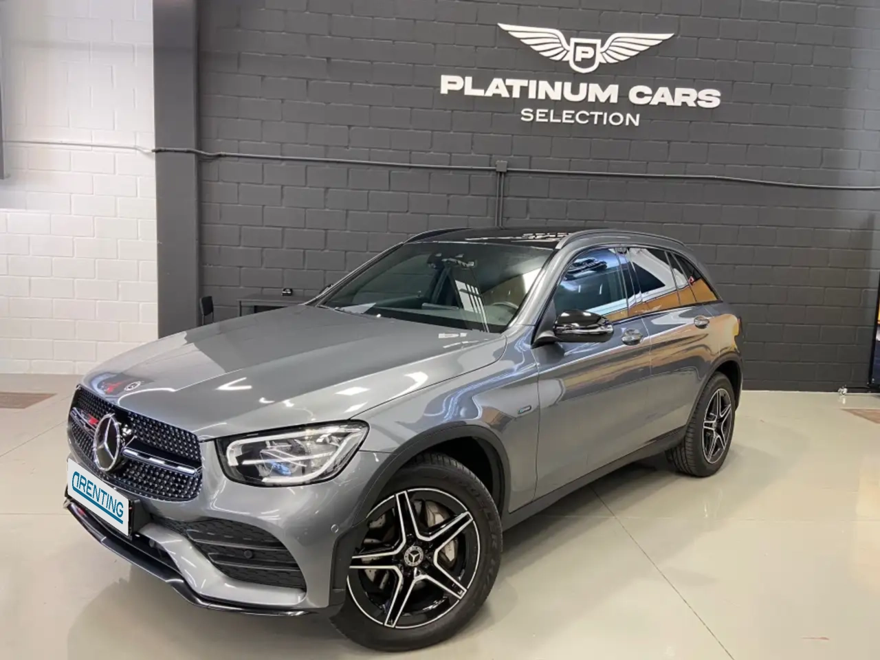 Renting Mercedes-Benz GLC 300 300de 4Matic 9G-Tronic Marrón