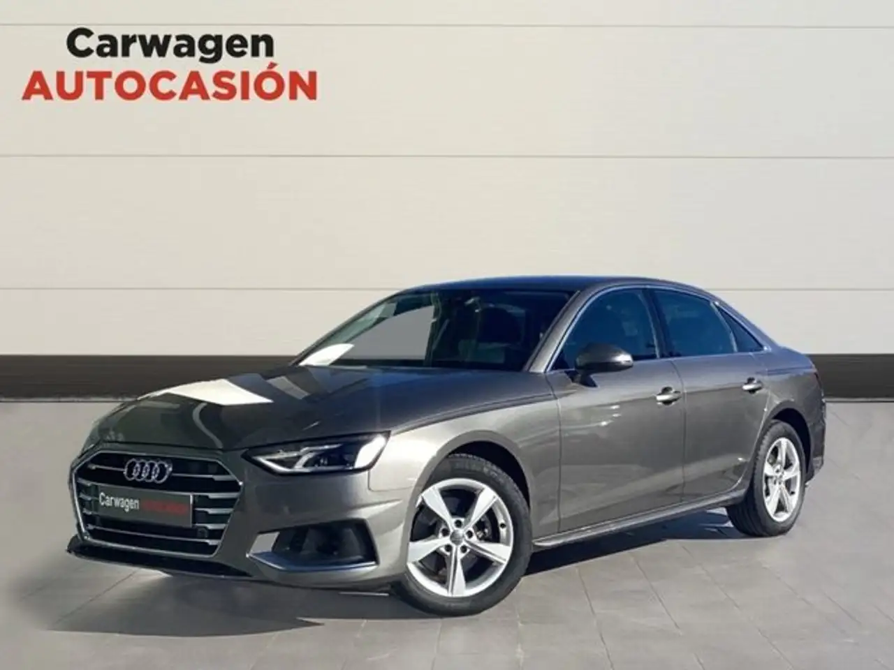 Renting Audi A4 35 TDI Advanced S tronic 120kW Gris 1