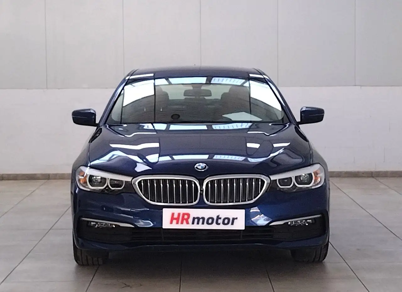 Renting BMW 520 520d Azul