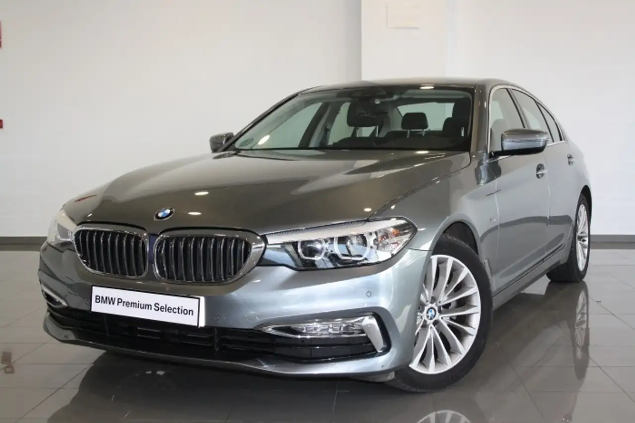 Renting BMW 520 520dA Azul