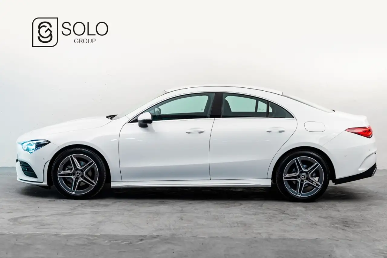 Renting Mercedes-Benz CLA 180 7G-DCT Blanco 1