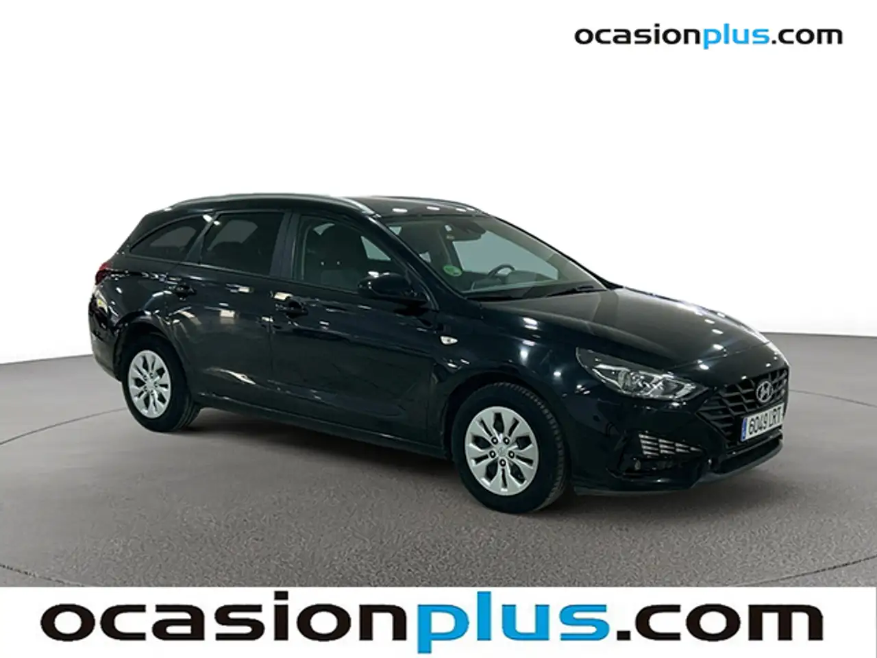 Renting Hyundai i30 CW 1.0 TGDI Klass 120 Blanco