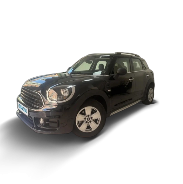 Renting MINI One Countryman D Negro 1