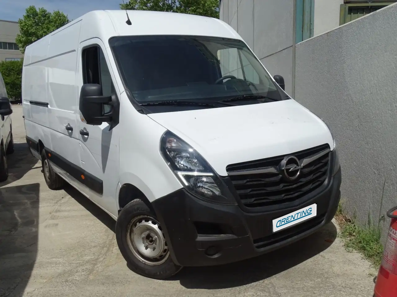 Renting Opel Movano 2.3CDTI 130CV L3H2 35 Blanco 1