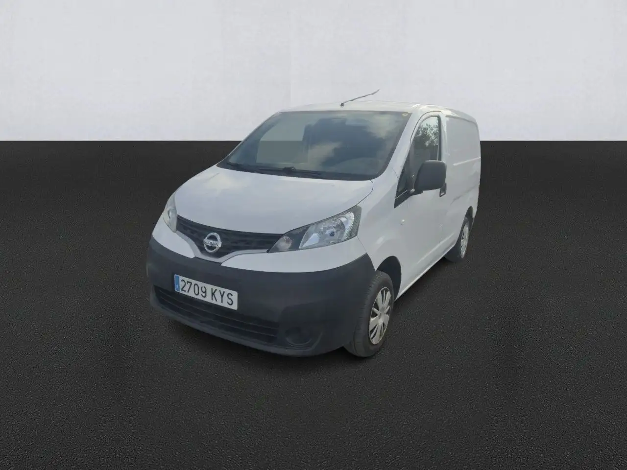 Renting Nissan NV200 1.5dCi 66kW (90CV) BASIC Blanco