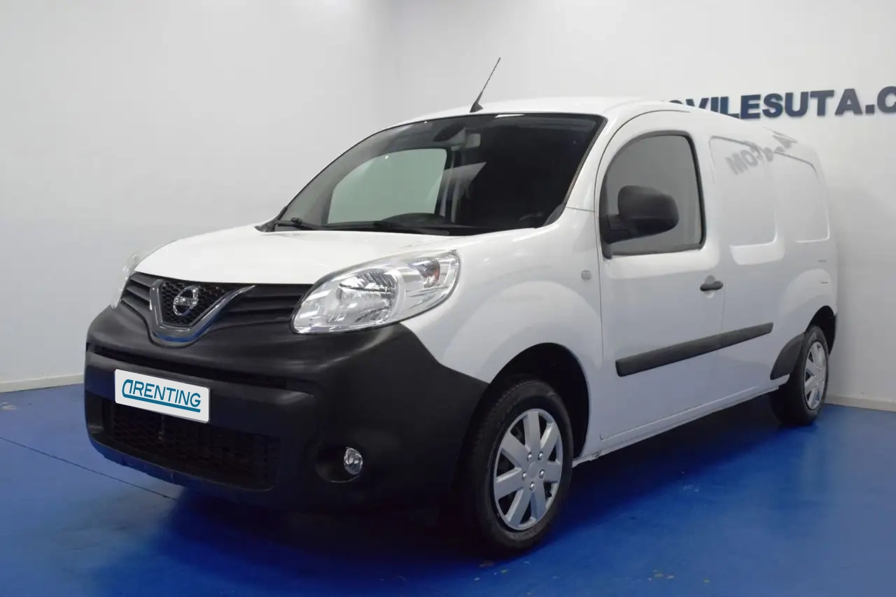 Renting Nissan NV250 furgón 3pl 1.5dCi 70 kW (95 CV) L2H1 COMFOR Blanco