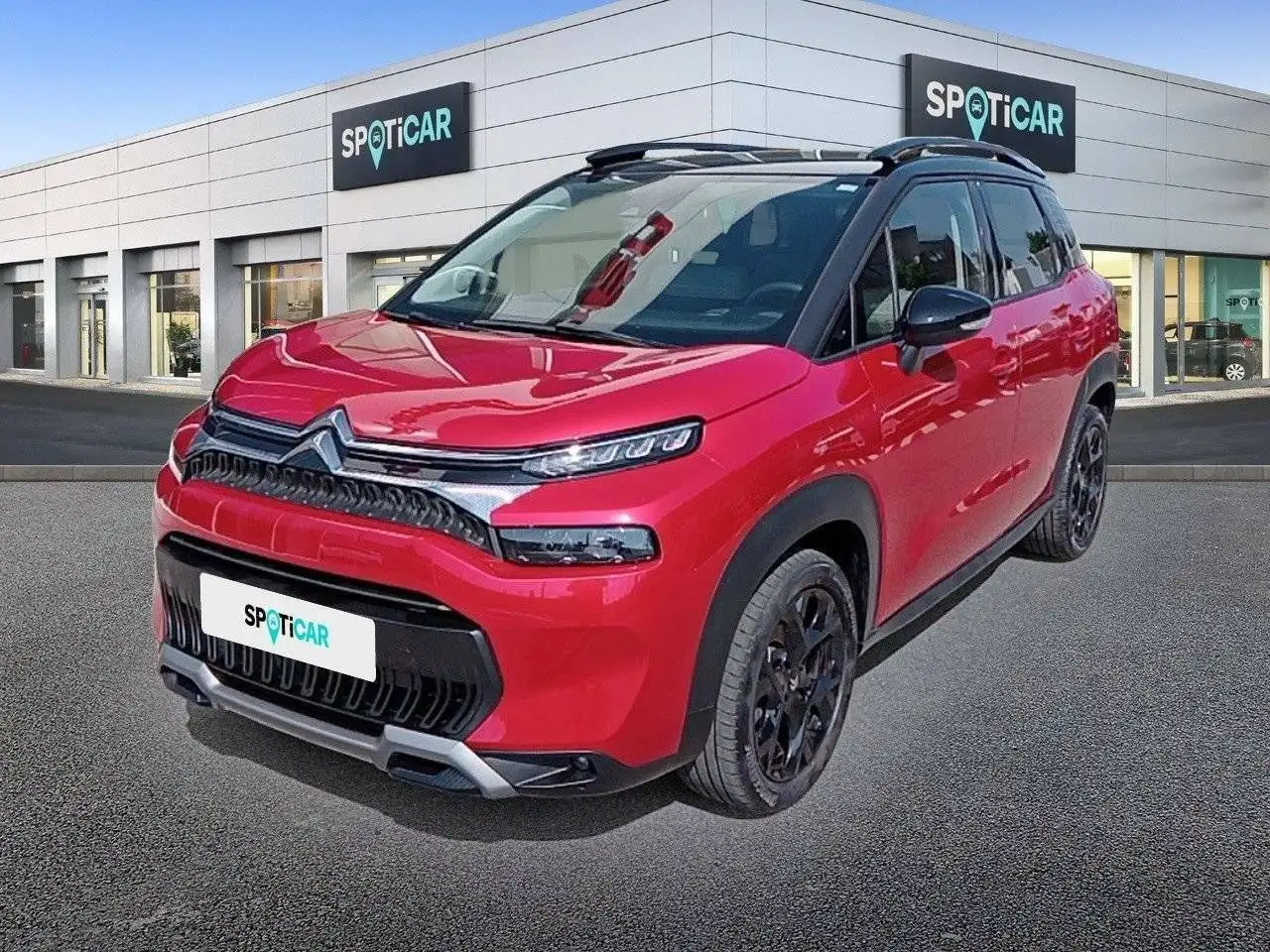 Renting Citroen C3 Aircross Puretech S&S Shine Pack 110 Rojo