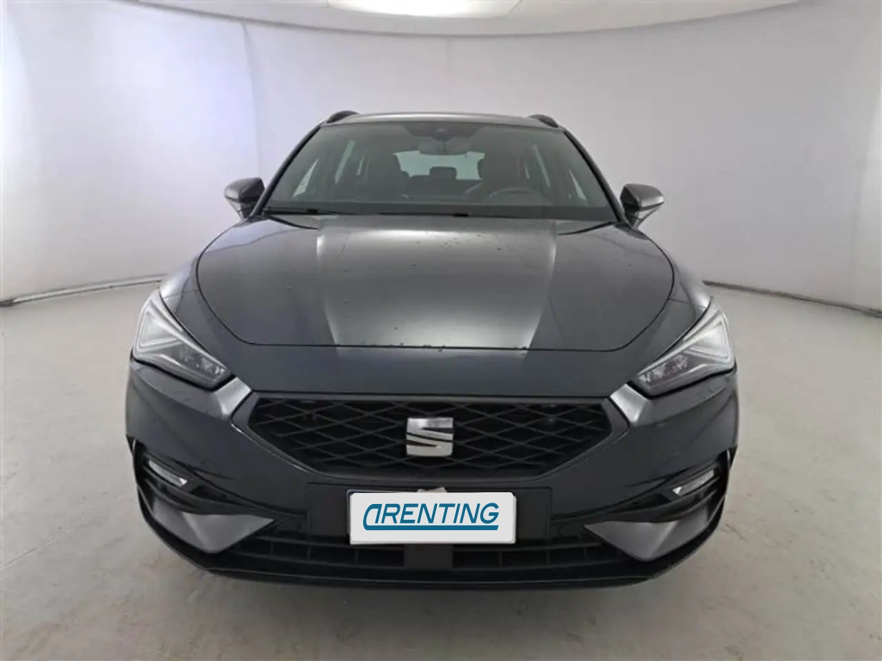 Renting SEAT Leon SP 1.4 e-Hybrid DSG S&S FR Go XL Gris