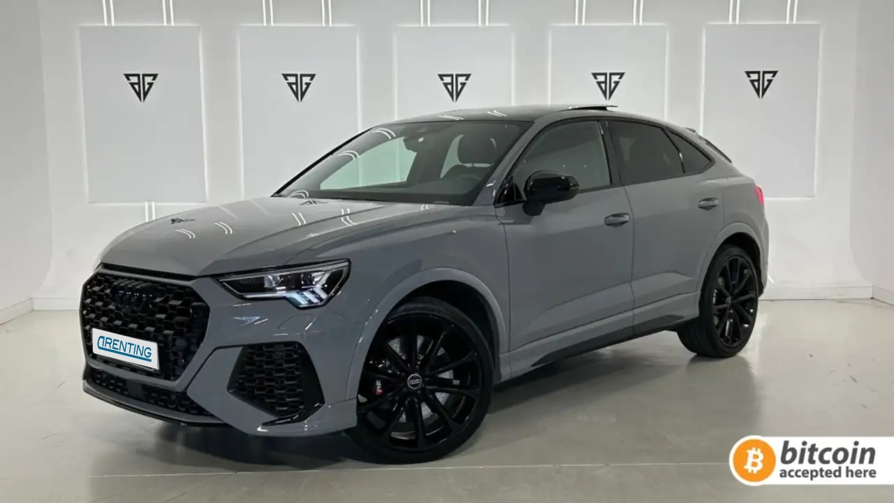 Renting Audi RS Q3 Sportback 2.5 TFSI quattro S tronic Gris 2