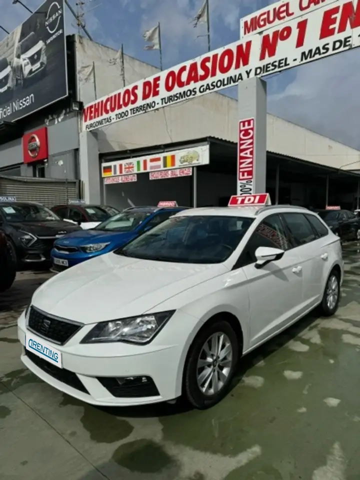 Renting SEAT Leon ST 1.6TDI CR S&S Style 115 Blanco 1 2