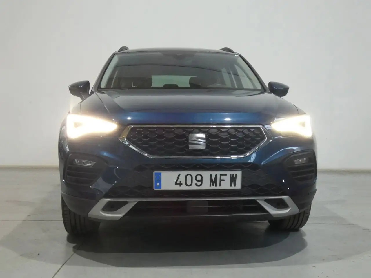 Renting SEAT Ateca Style Go Azul